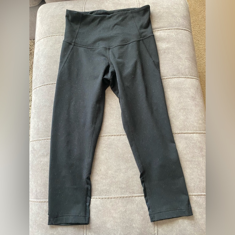 Zella Live In Crop Leggings w/mesh design